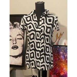 Sunny Taylor top‎ size large
